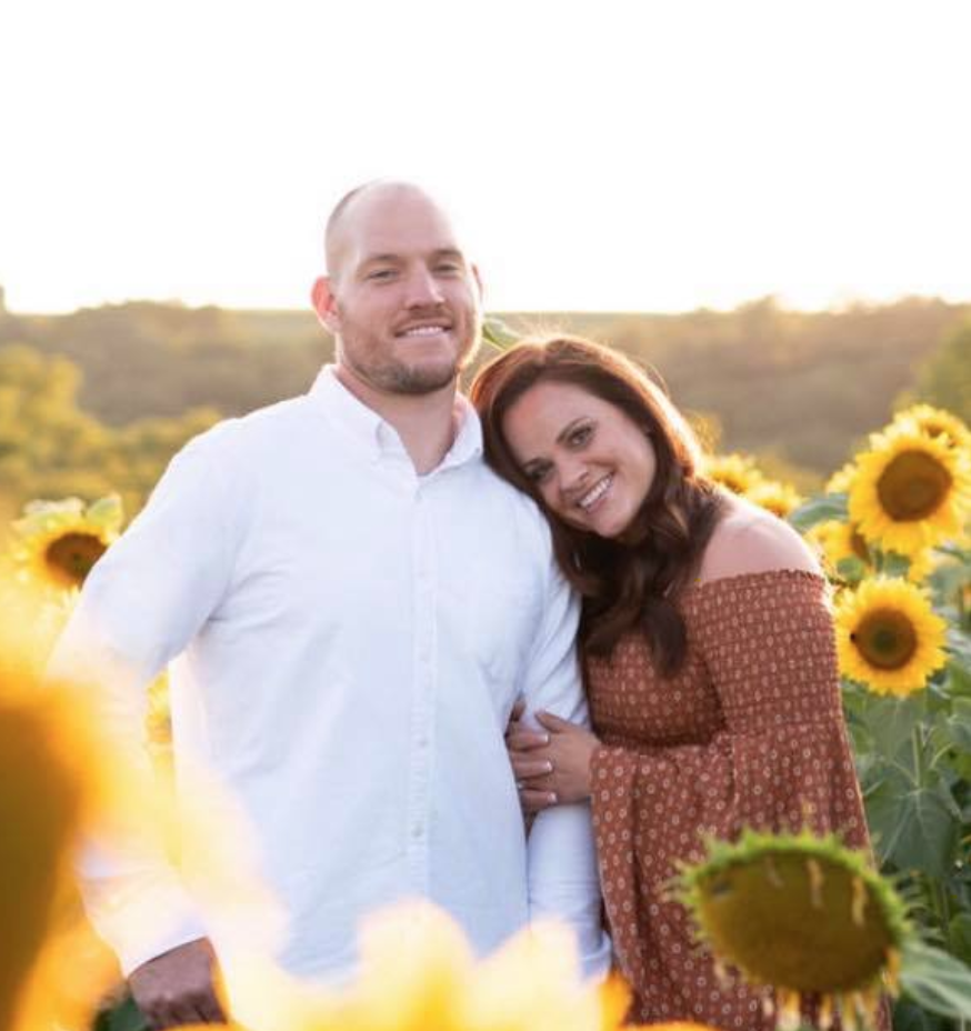 couple in sunflowers
