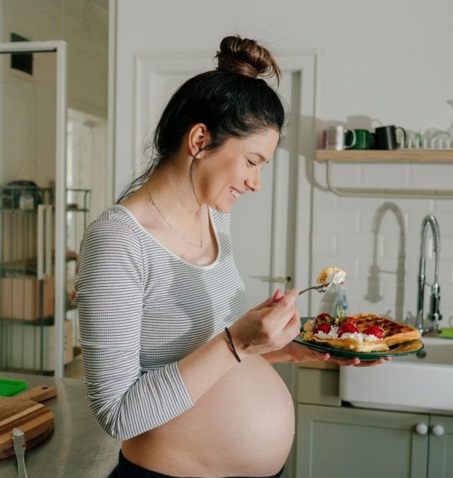 7 Common Pregnancy Cravings